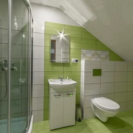 ベッド・アンド・ブレックファスト Beskid 3*