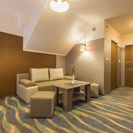 ベッド・アンド・ブレックファスト Beskid 3*